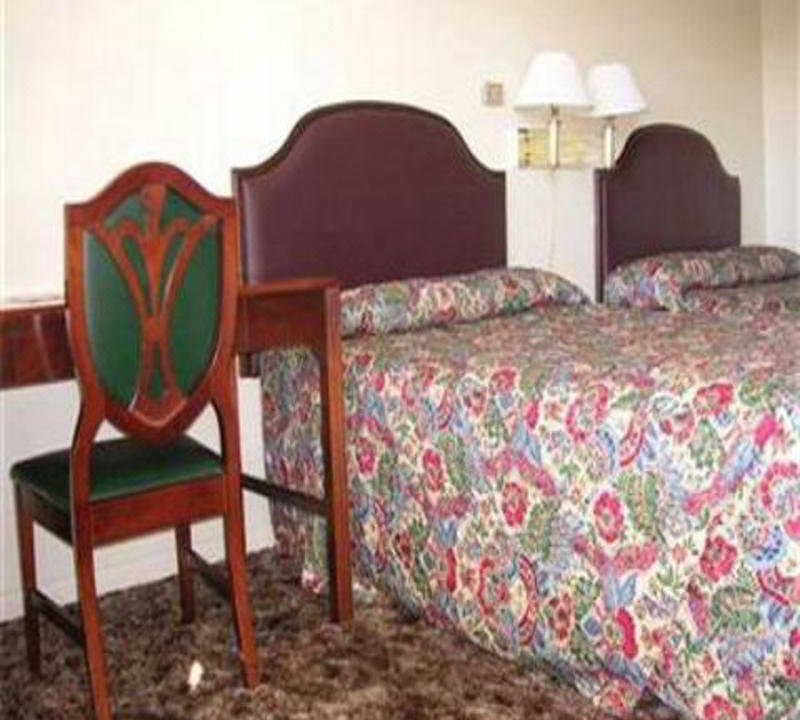 Photo of Bedroom in Evans