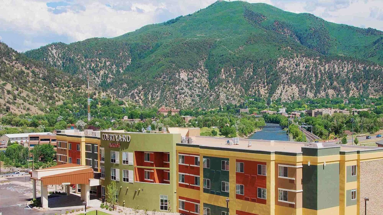 Photo of Buildings in Glenwood Springs