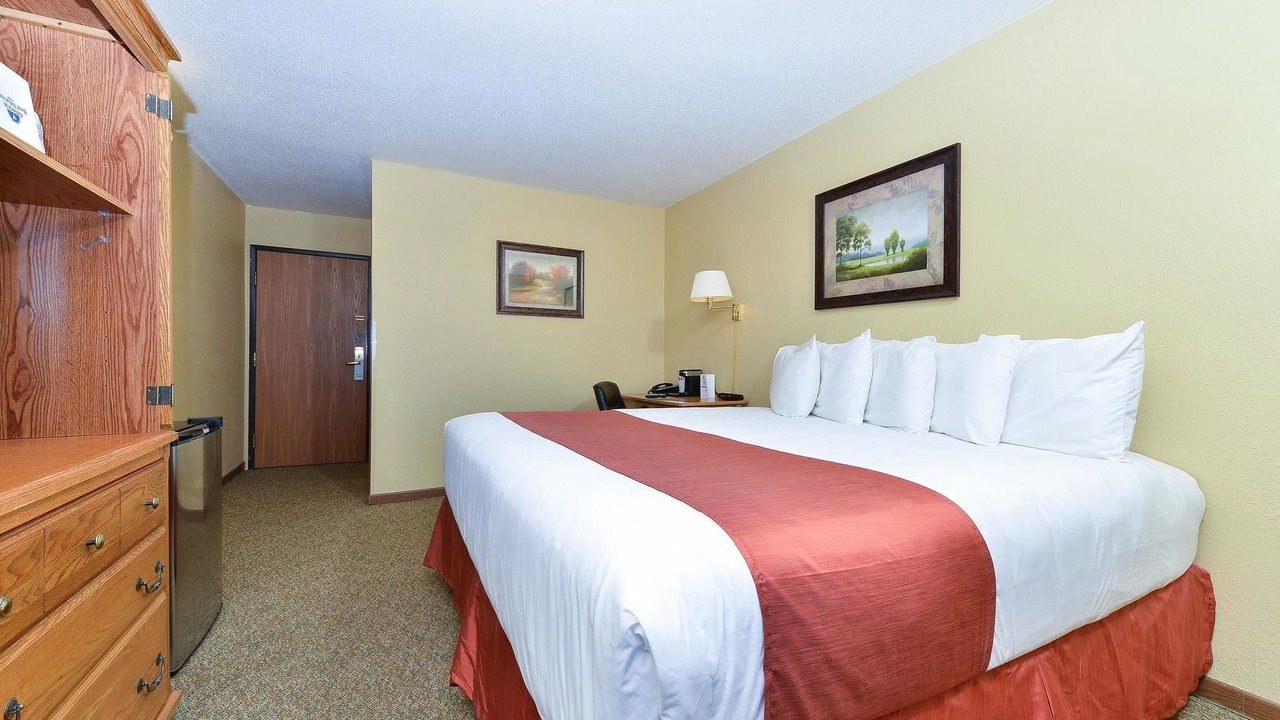 Photo of Bedroom in Northeast Entrance Badlands