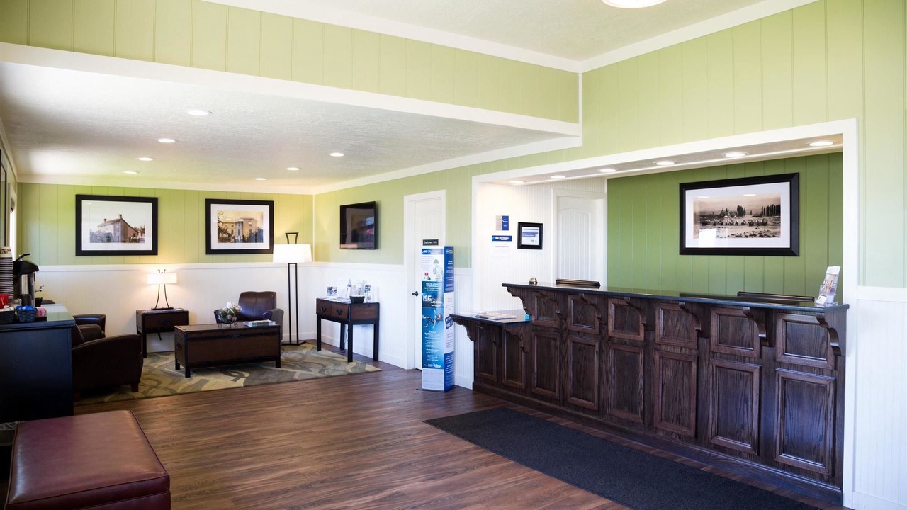 Photo of Livingroom in Fillmore