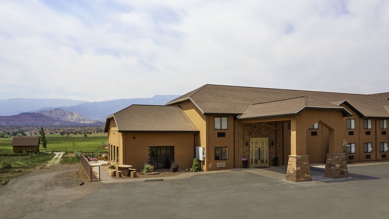 Photo of Buildings in Torrey