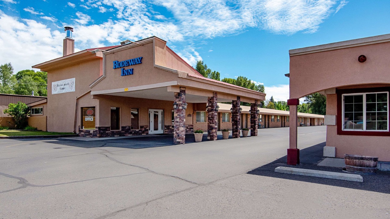 Photo of Buildings in Gunnison