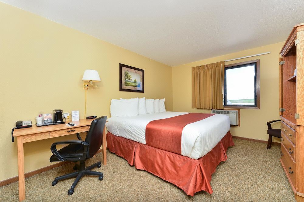 Photo of Bedroom in Northeast Entrance Badlands