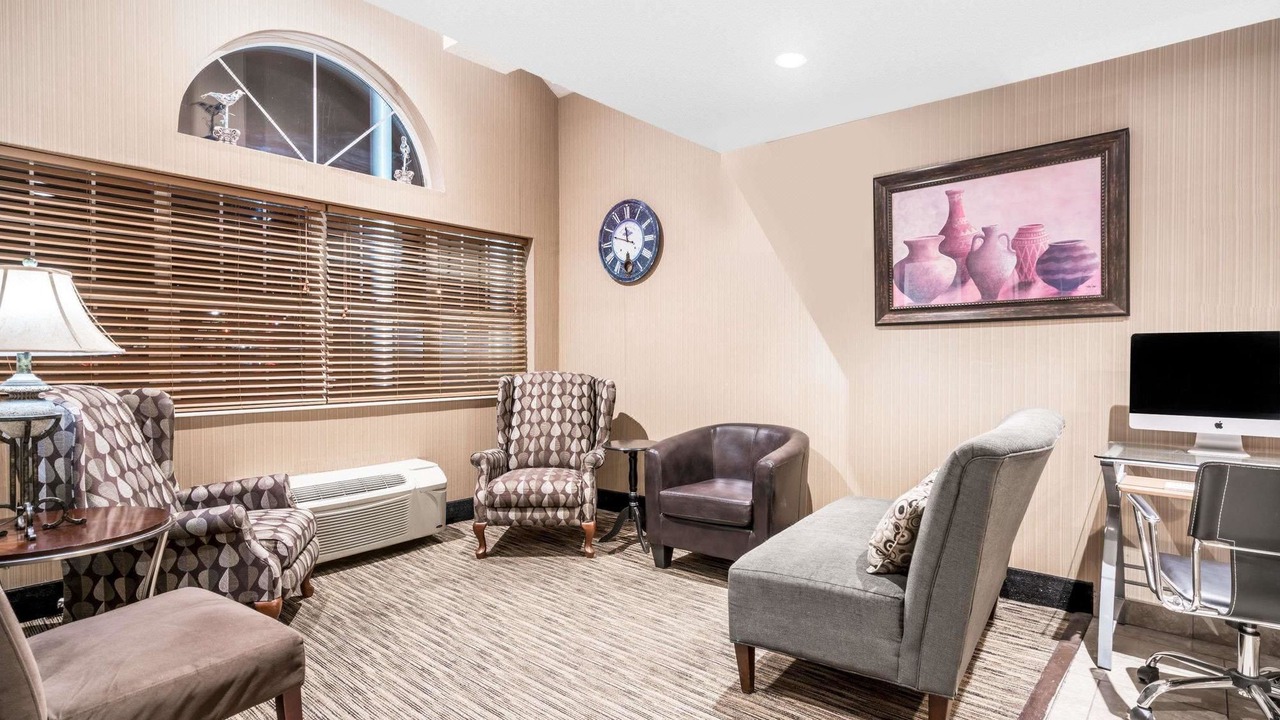 Photo of Livingroom in Rochester