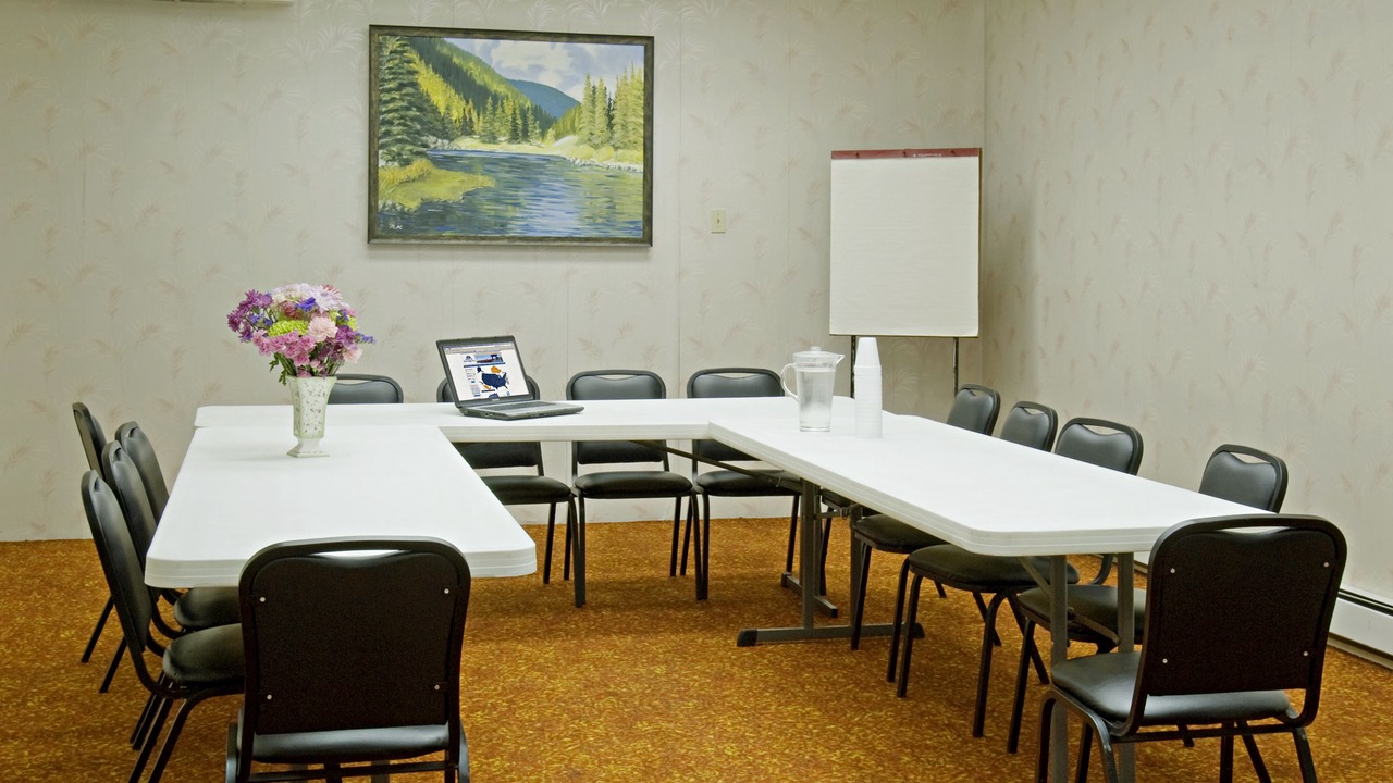 Photo of Livingroom in Evans
