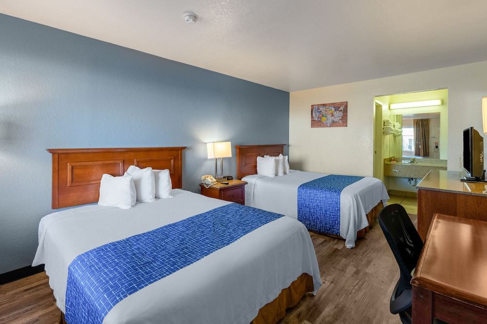 Photo of Bedroom in Westown Commercial Center