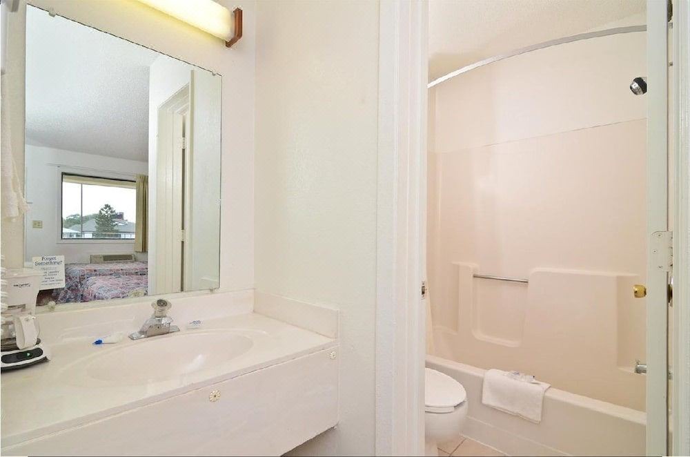 Photo of Bathroom in Lincoln