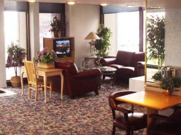 Photo of Livingroom in Midvale