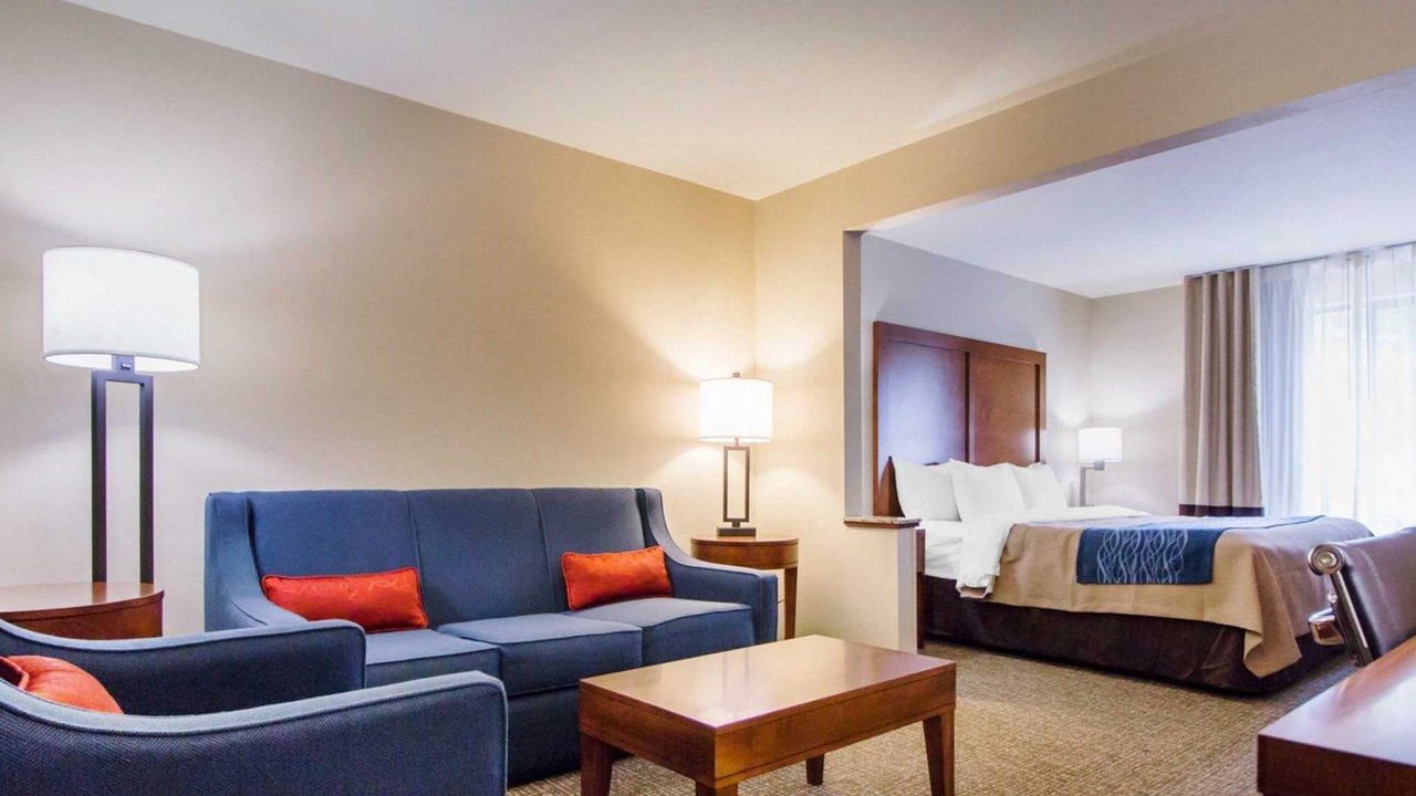 Photo of Livingroom in Deadwood