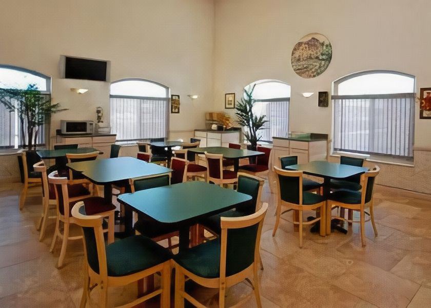 Photo of Livingroom in Maryvale