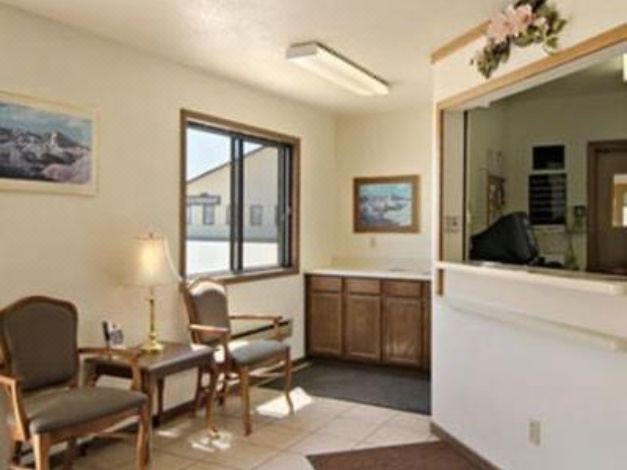 Photo of Livingroom in Northeast Entrance Badlands