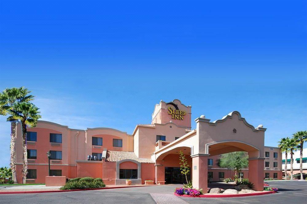 Photo of Buildings in Paradise Valley Village