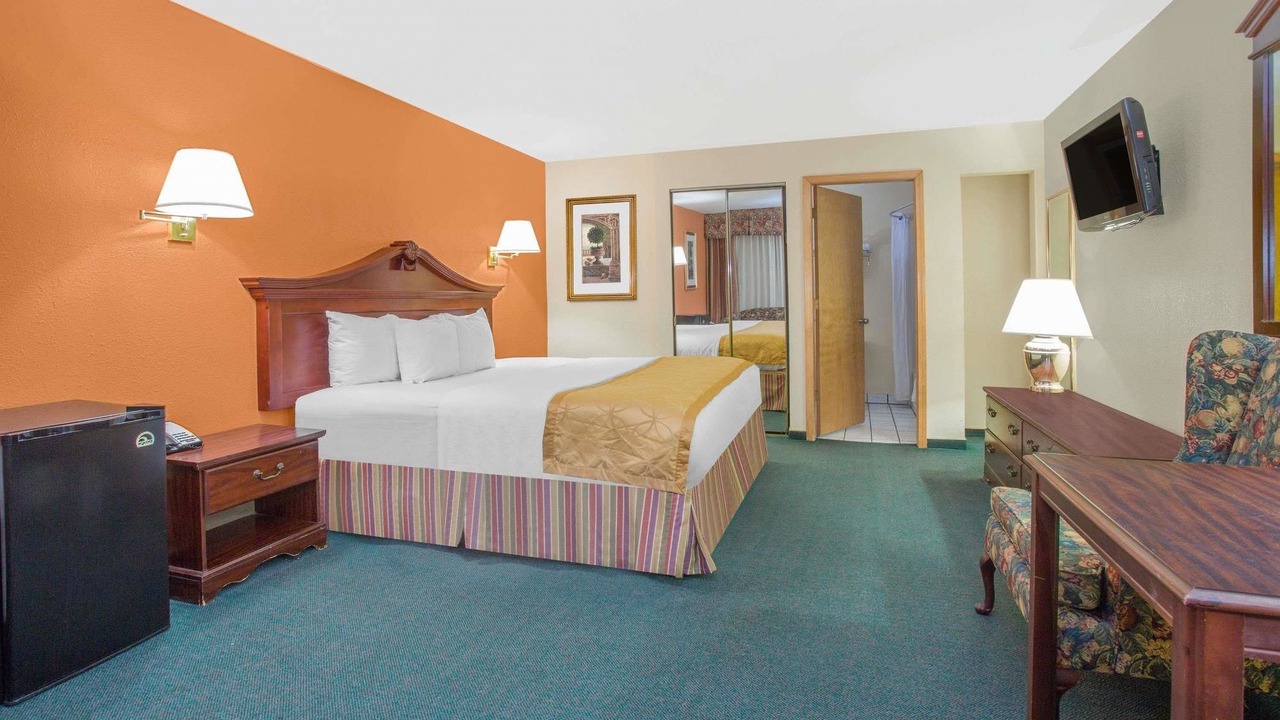 Photo of Bedroom in Gallup