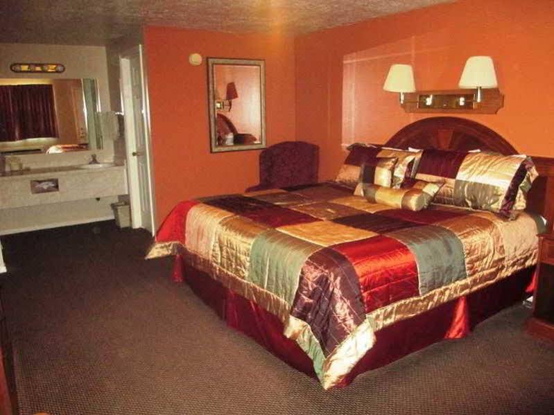 Photo of Bedroom in Torrey