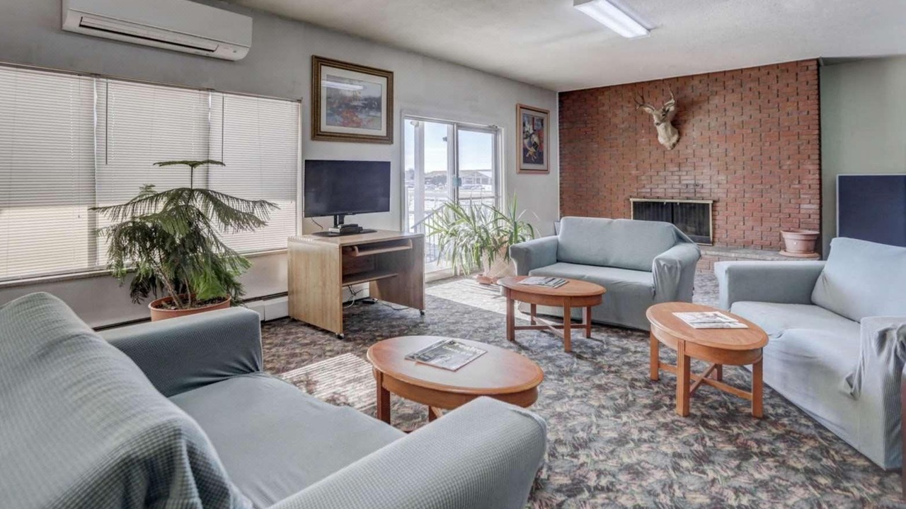 Photo of Livingroom in Evans