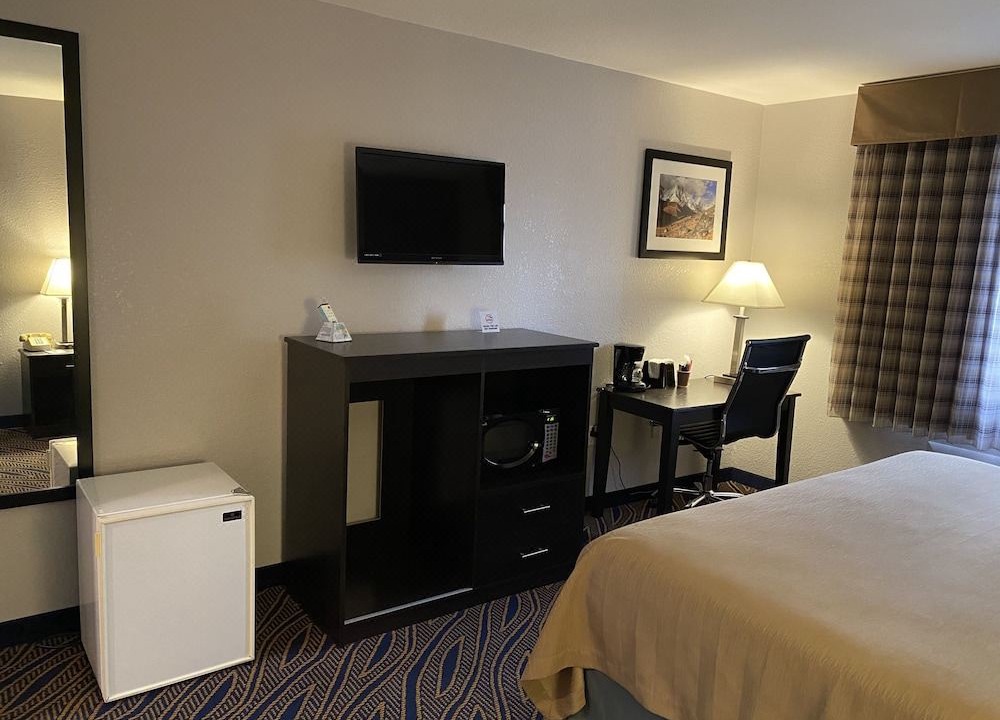 Photo of Bedroom in Midvale