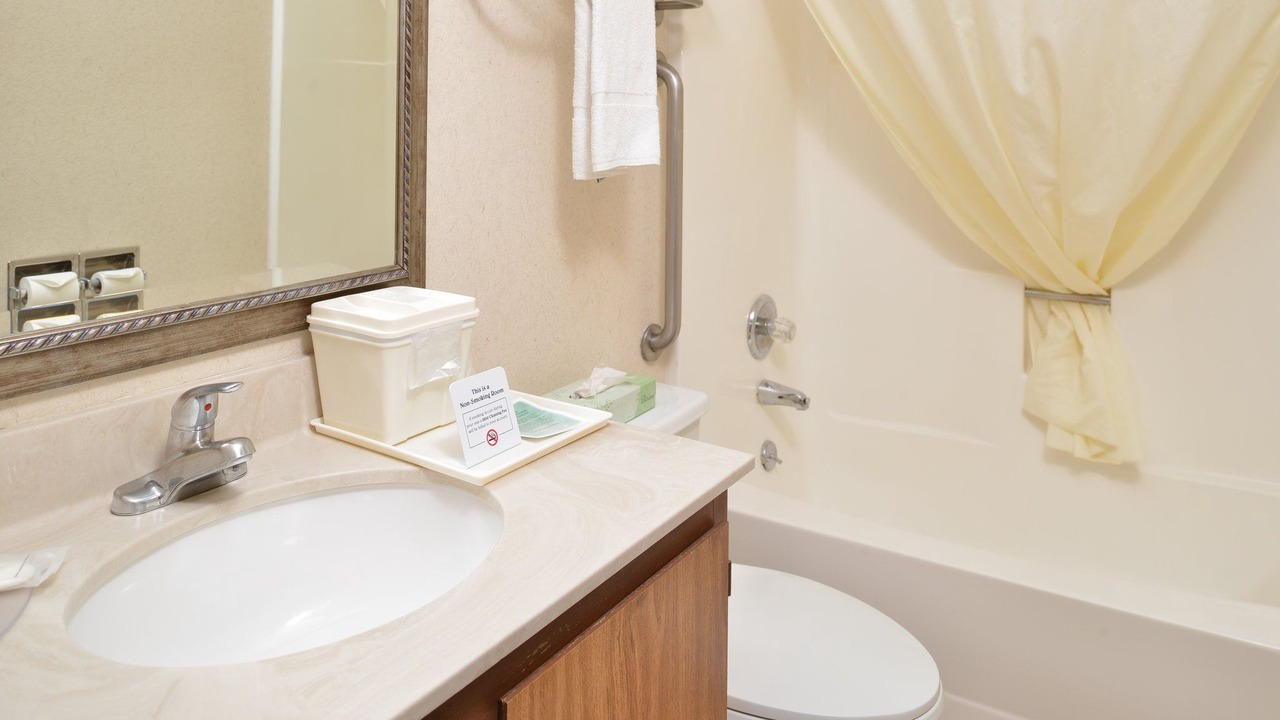 Photo of Bathroom in Dillon