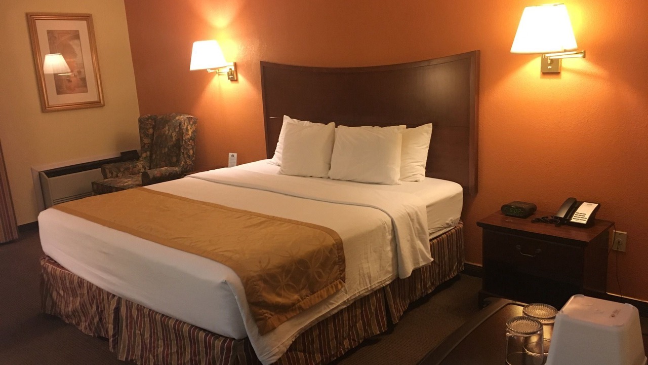 Photo of Bedroom in Gallup