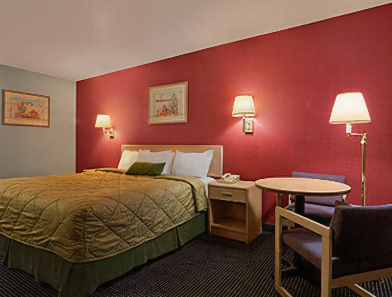 Photo of Bedroom in Holbrook