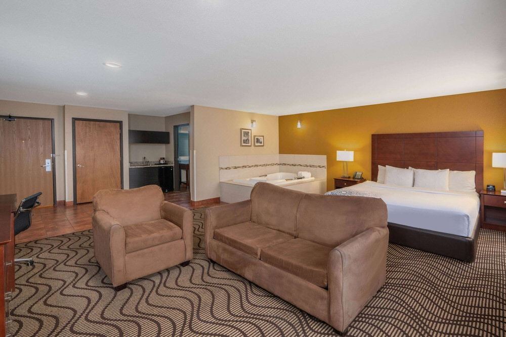 Photo of Livingroom in Castle Rock