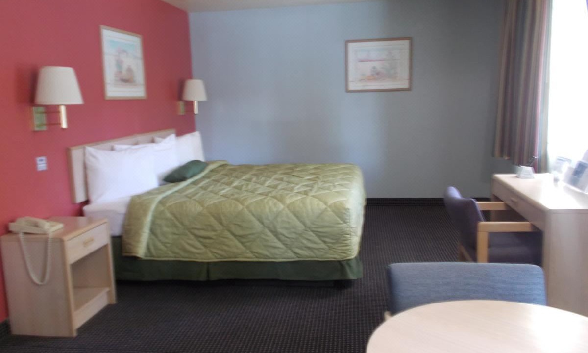 Photo of Bedroom in Holbrook