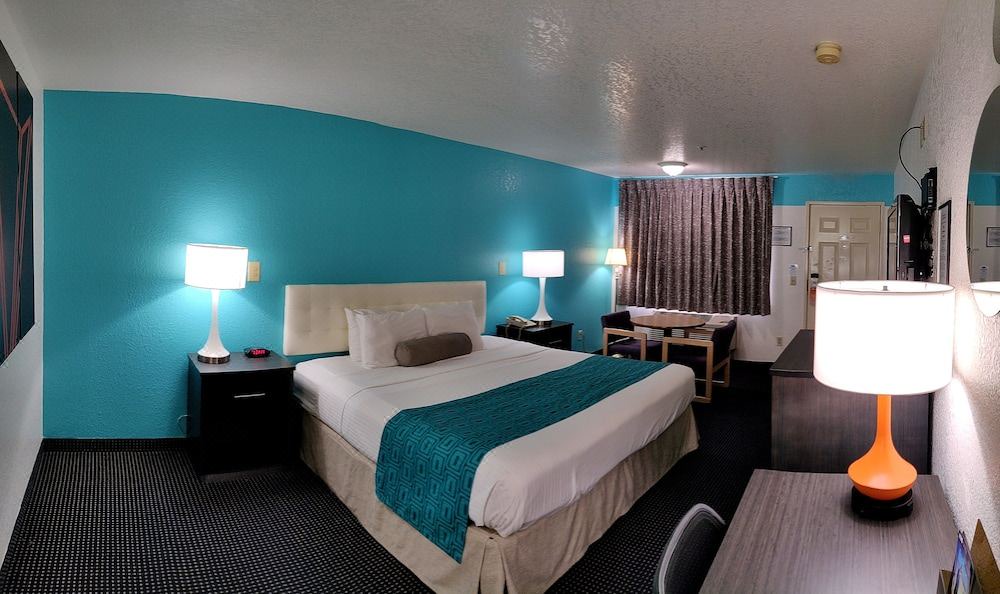 Photo of Bedroom in Holbrook