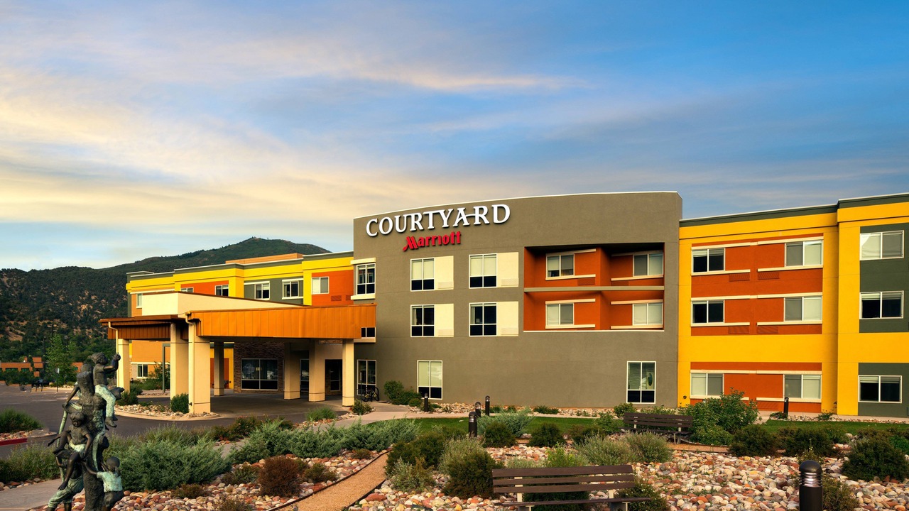 Photo of Buildings in Glenwood Springs