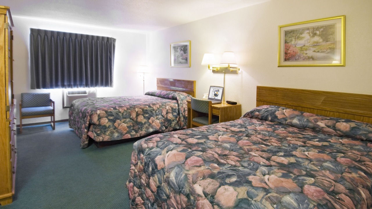 Photo of Bedroom in Northeast Entrance Badlands