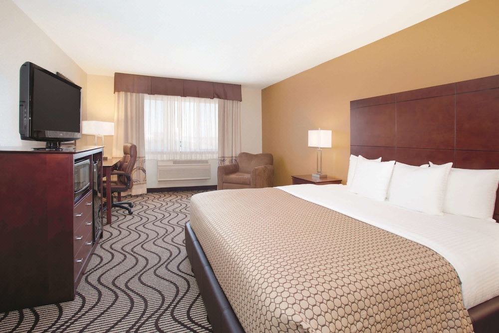Photo of Bedroom in Castle Rock