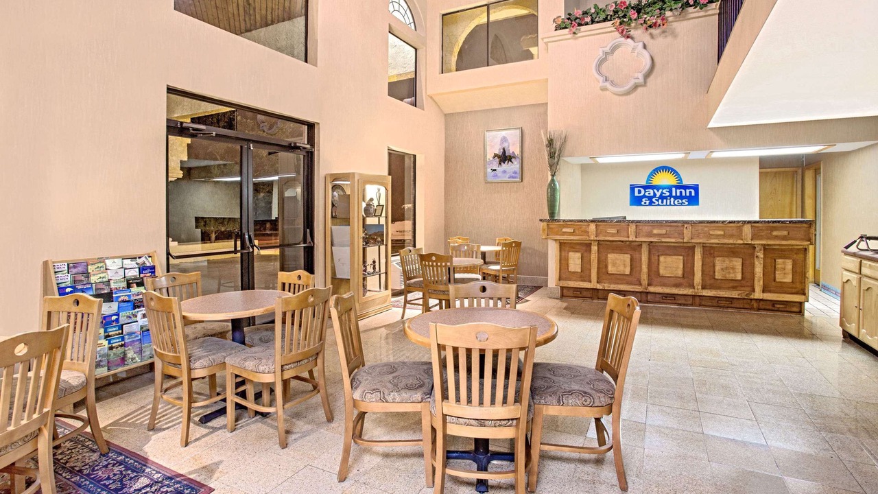 Photo of Livingroom in Gallup