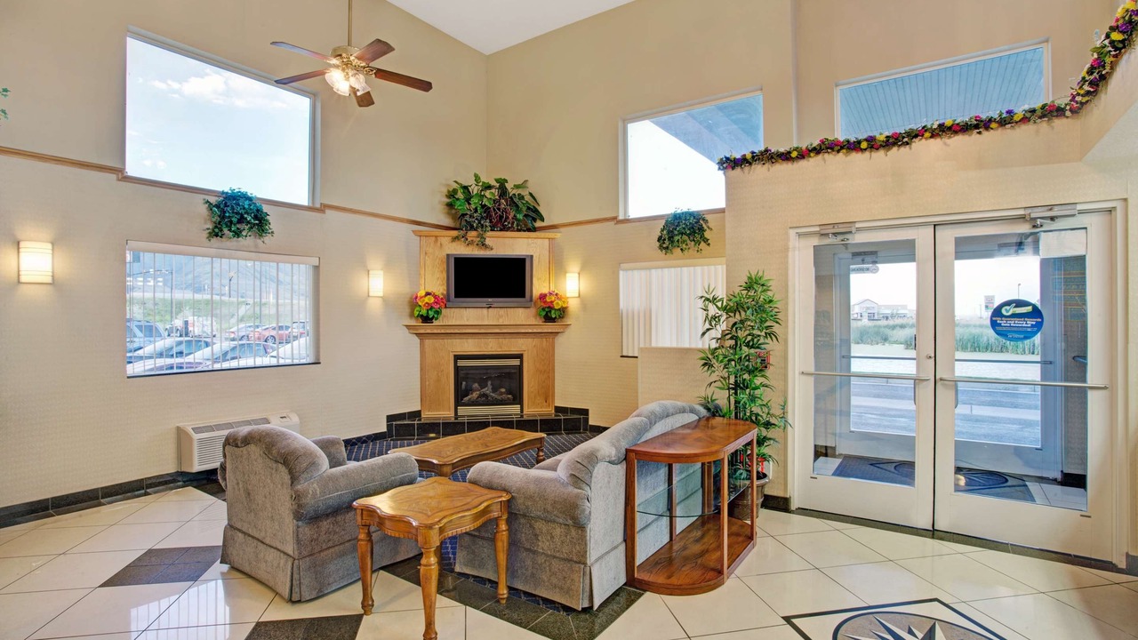 Photo of Livingroom in Perry