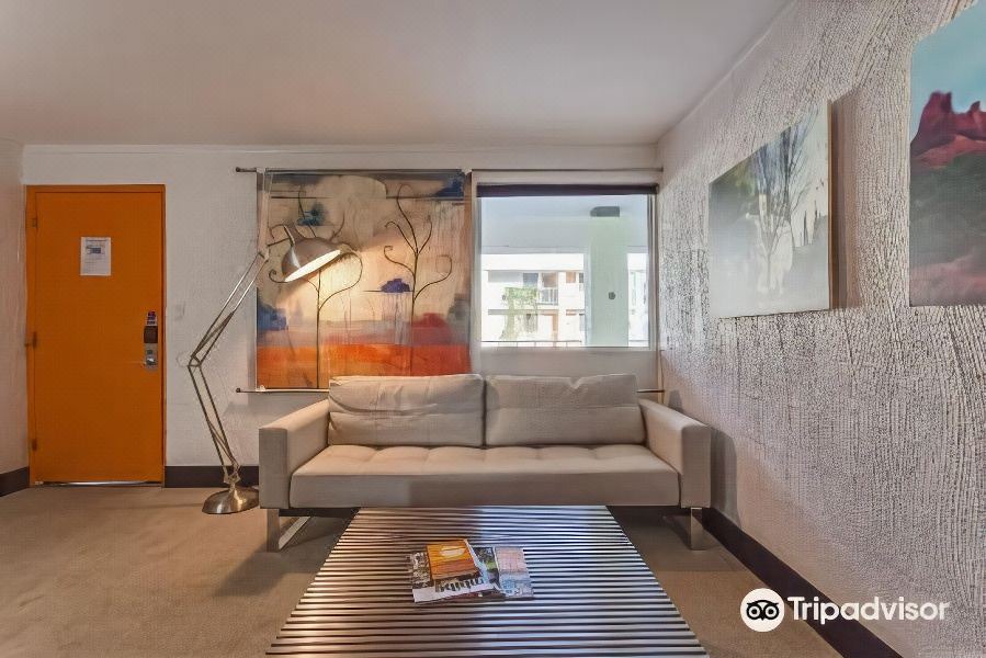 Photo of Livingroom in Encanto
