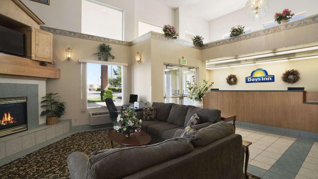Photo of Livingroom in Springville