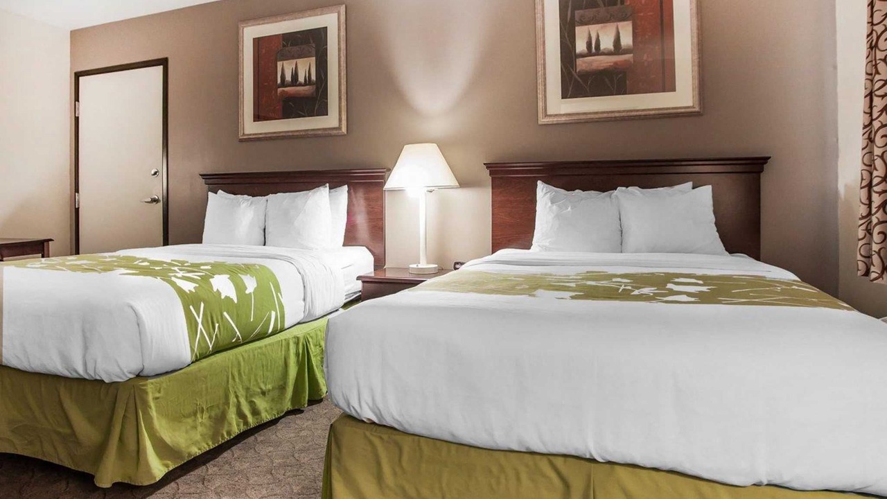 Photo of Bedroom in Des Moines