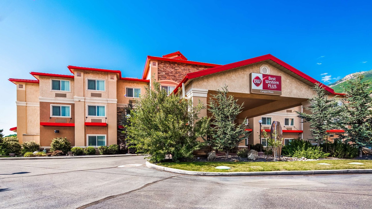 Photo of Buildings in Uintah