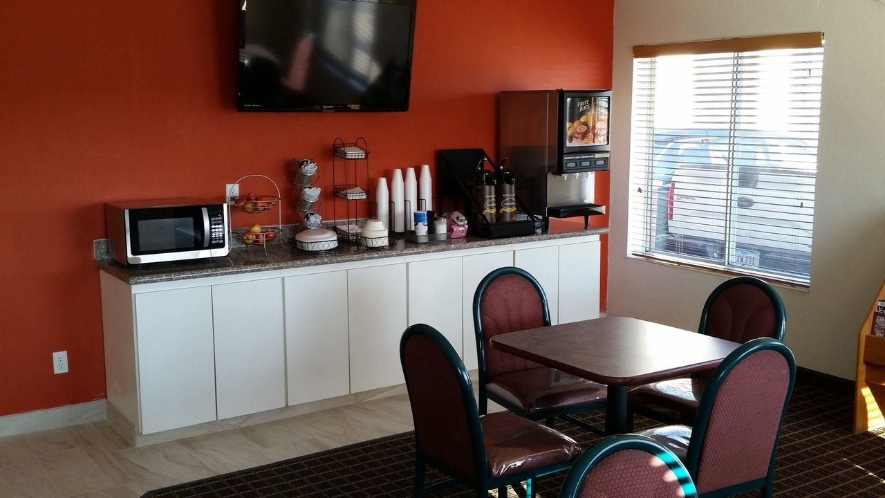 Photo of Livingroom in Cedar Rapids - Iowa City