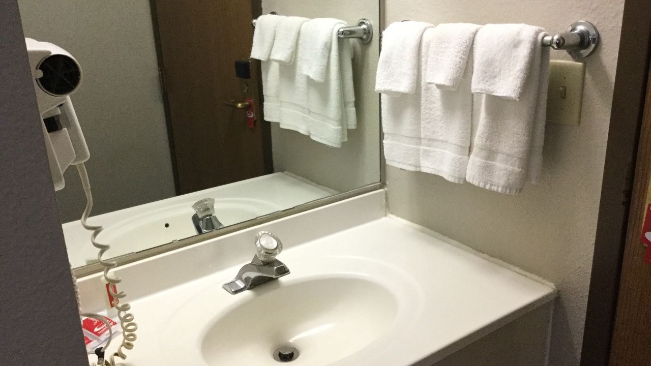 Photo of Bathroom in West Lincoln