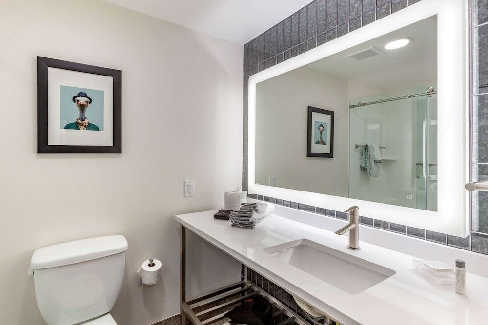 Photo of Bathroom in Evans Churchill