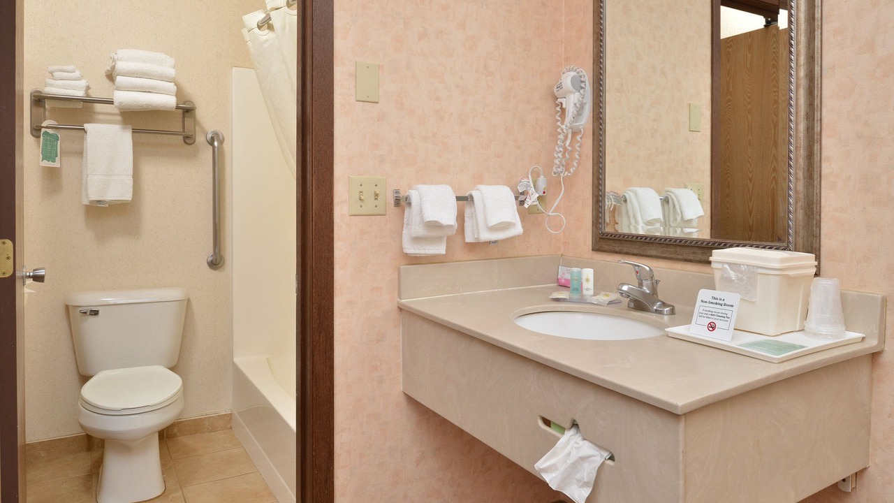 Photo of Bathroom in Dillon