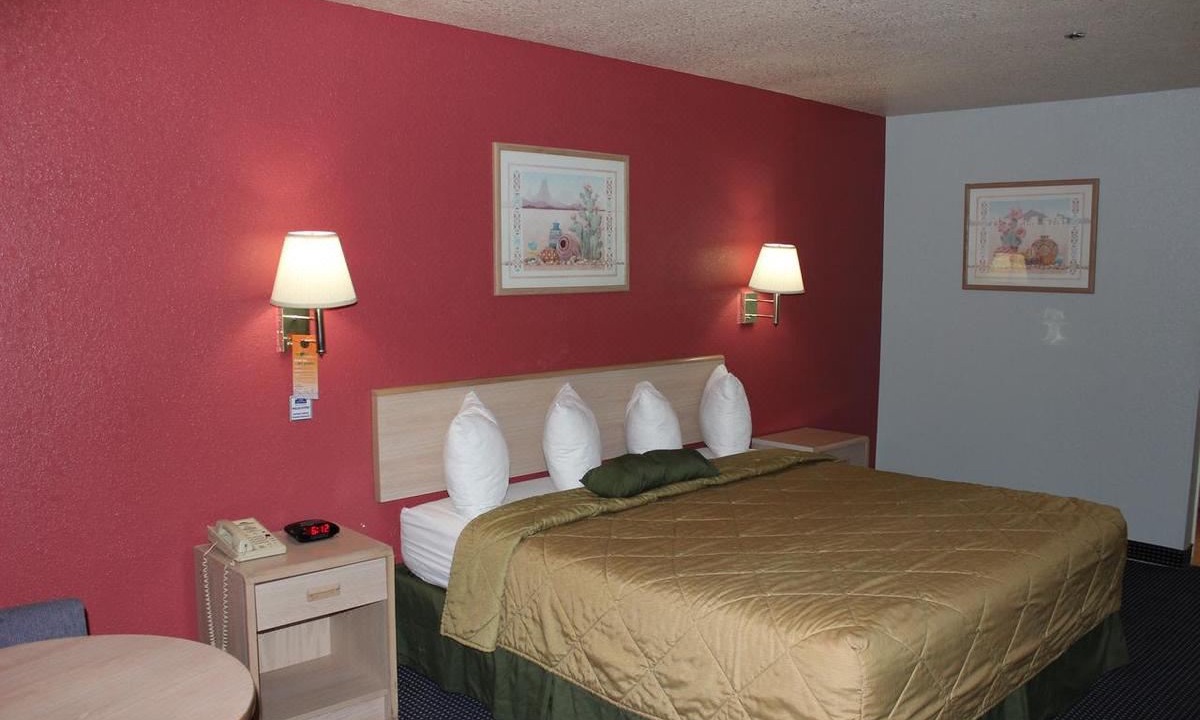 Photo of Bedroom in Holbrook