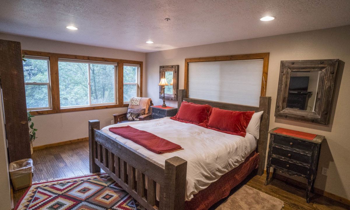 Photo of Bedroom in Sundance