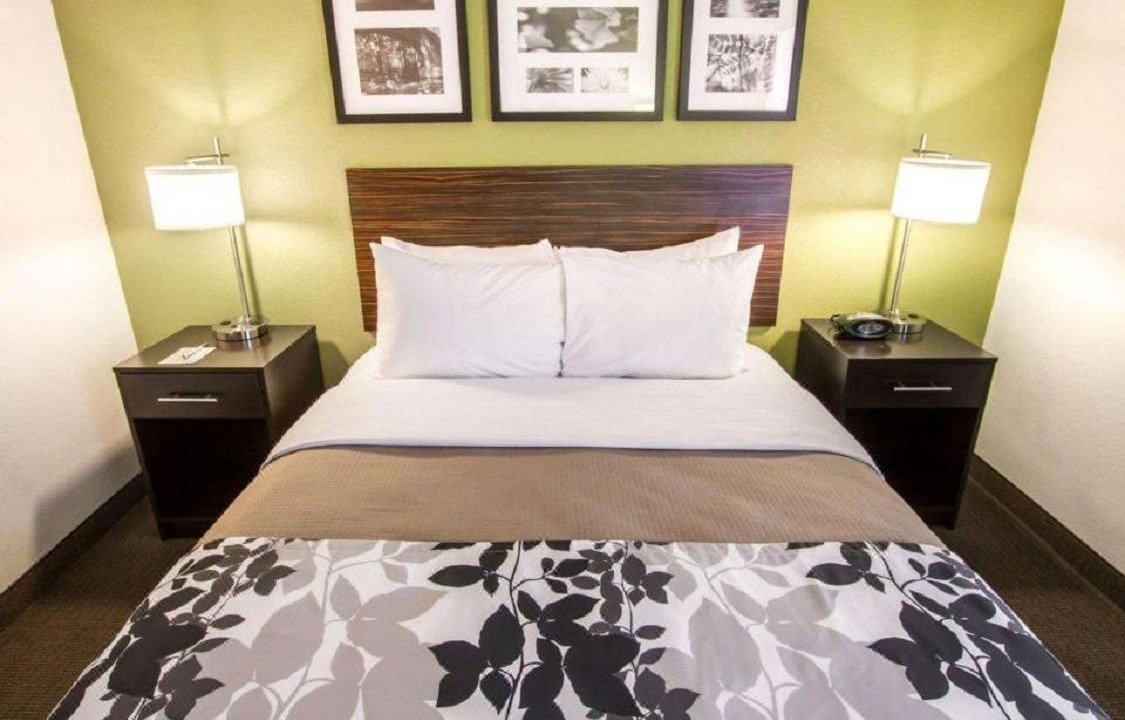 Photo of Bedroom in Paradise Valley Village
