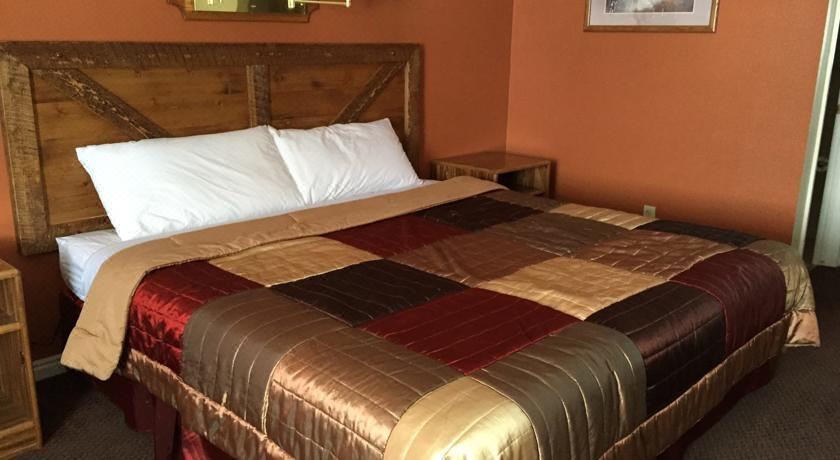 Photo of Bedroom in Torrey