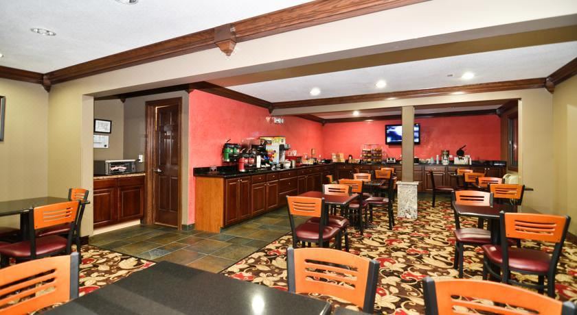 Photo of Livingroom in Cedar Rapids - Iowa City