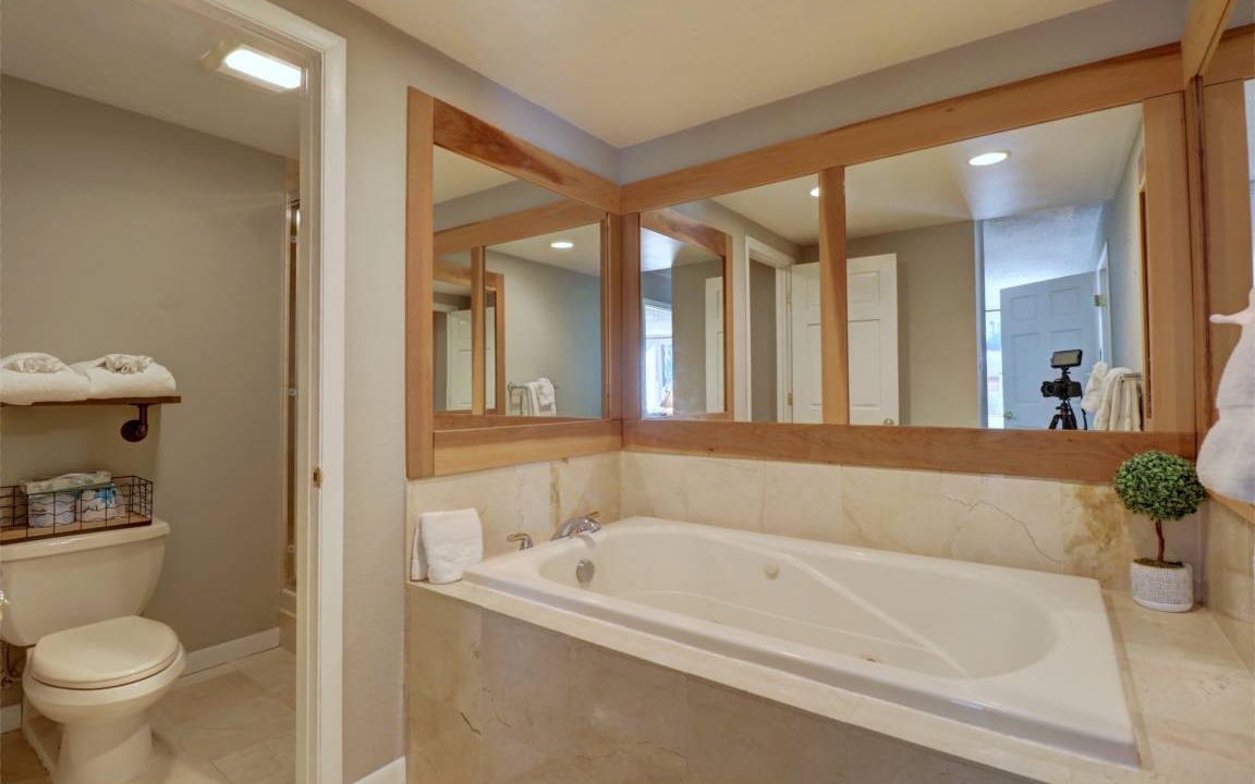 Photo of Bathroom in Copper Mountain Village