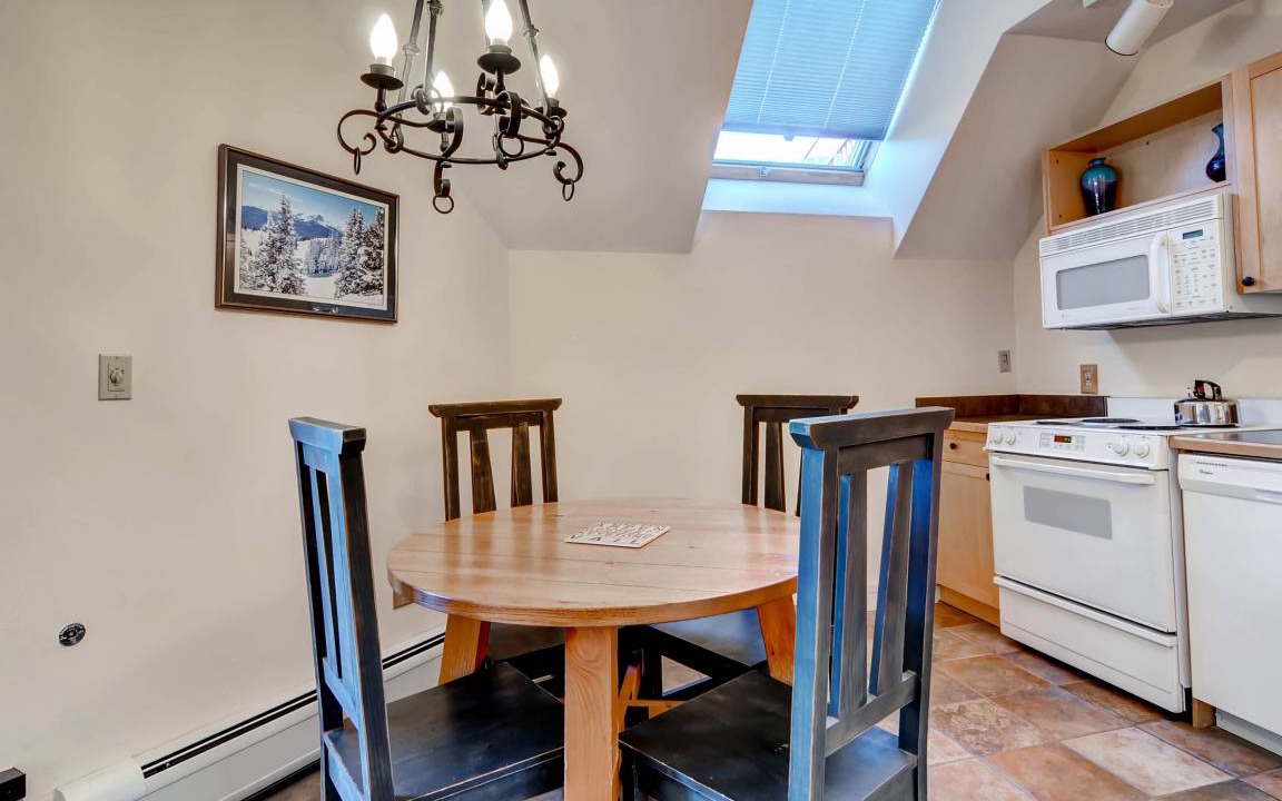 Photo of Kitchen in River Run