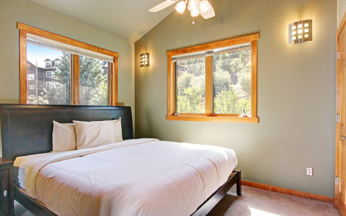 Photo of Bedroom in Estes Park