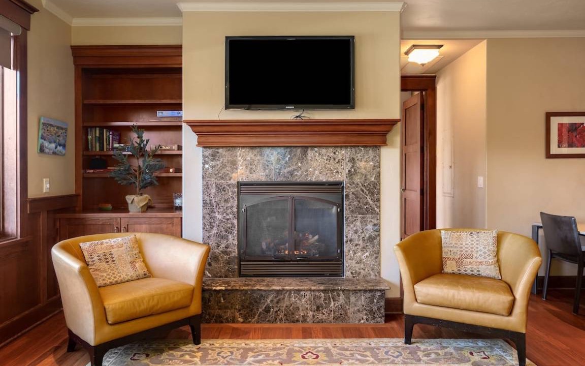 Photo of Livingroom in Downtown Steamboat Springs