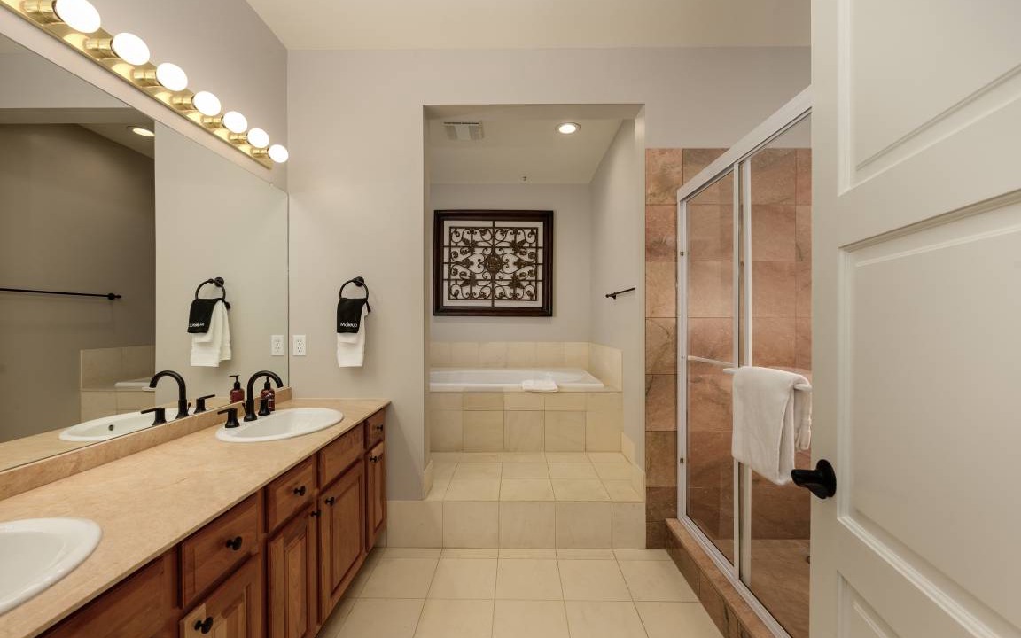 Photo of Bathroom in Old Town