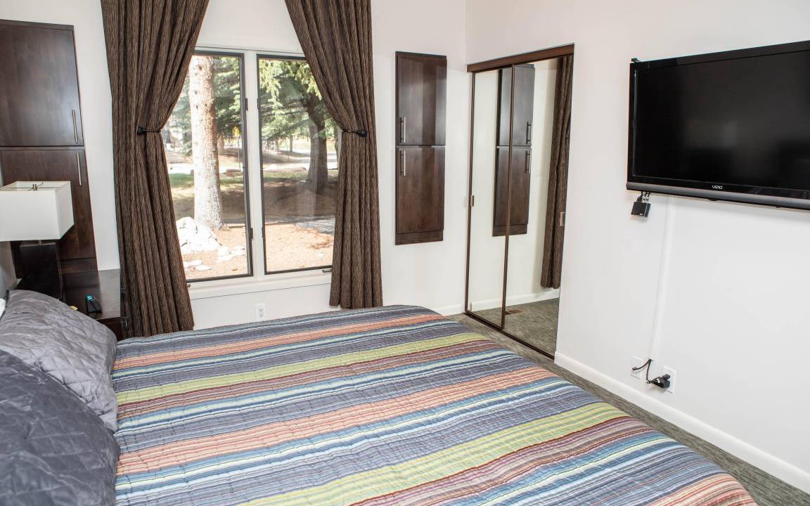 Photo of Bedroom in Avon
